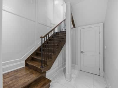 129 Arnold Avenue, Thornhill, ON