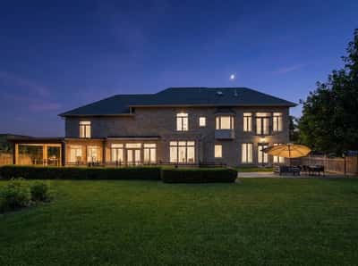 129 Arnold Avenue, Thornhill, ON