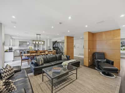 19 Fairway Heights Crescent, Thornhill, ON