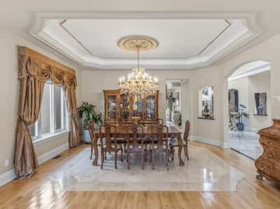 5 Montano Court, Richmond Hill, ON