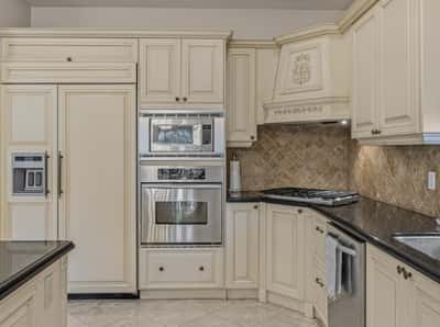 5 Montano Court, Richmond Hill, ON