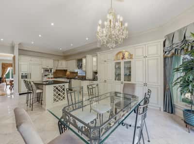 5 Montano Court, Richmond Hill, ON