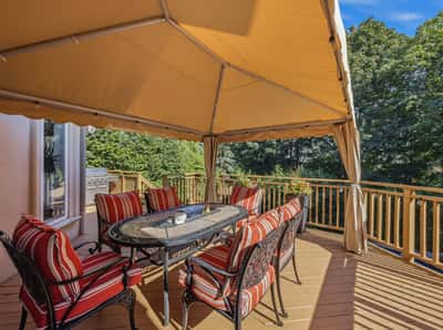 5 Montano Court, Richmond Hill, ON