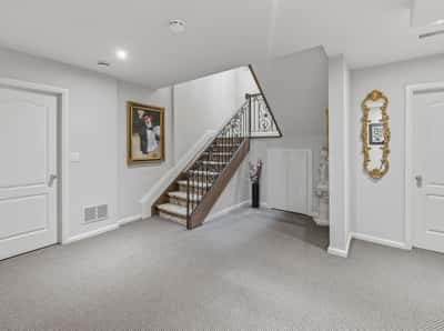 5 Montano Court, Richmond Hill, ON