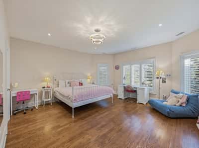 5 Montano Court, Richmond Hill, ON