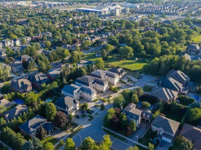 5 Montano Court, Richmond Hill, ON