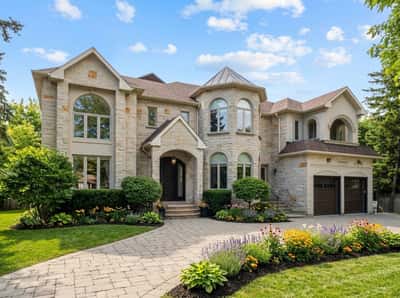2706 Bayview Avenue, Toronto, ON