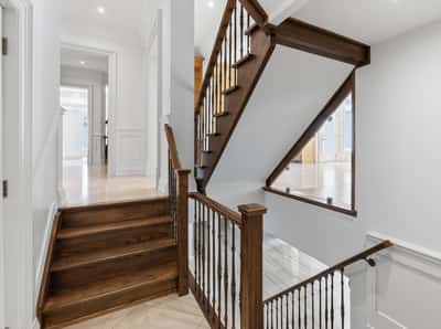 2706 Bayview Avenue, Toronto, ON
