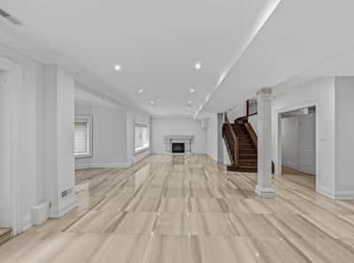 2706 Bayview Avenue, Toronto, ON