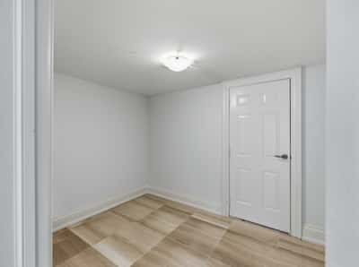 2706 Bayview Avenue, Toronto, ON