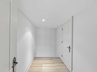 2706 Bayview Avenue, Toronto, ON