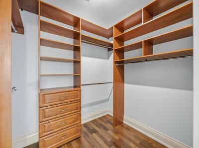 2706 Bayview Avenue, Toronto, ON