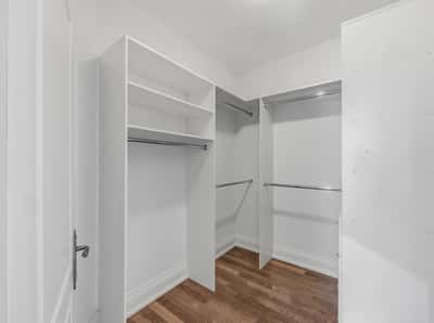 2706 Bayview Avenue, Toronto, ON