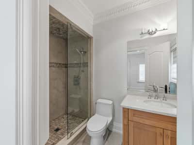 2706 Bayview Avenue, Toronto, ON