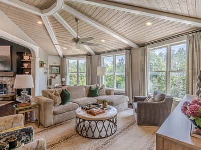 1055 Caladium Lane, Roswell, GA