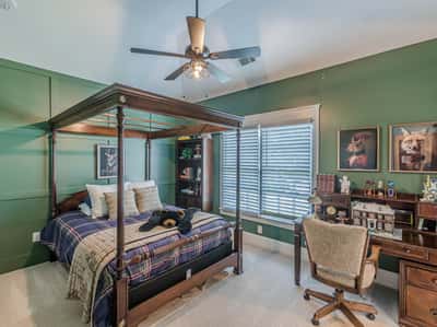 1055 Caladium Lane, Roswell, GA