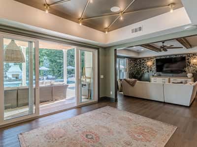 1055 Caladium Lane, Roswell, GA