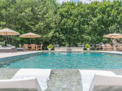 1055 Caladium Lane, Roswell, GA