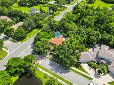 5301 Anthony Ln, Sarasota, FL