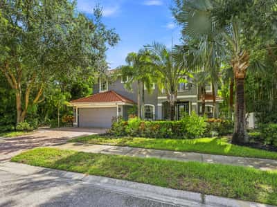 5301 Anthony Ln, Sarasota, FL