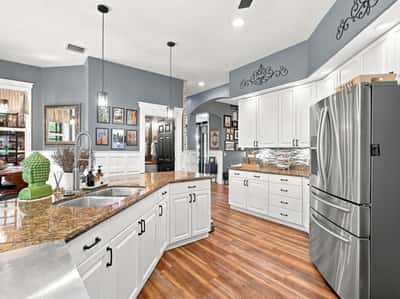 5301 Anthony Ln, Sarasota, FL