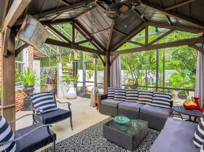 5301 Anthony Ln, Sarasota, FL