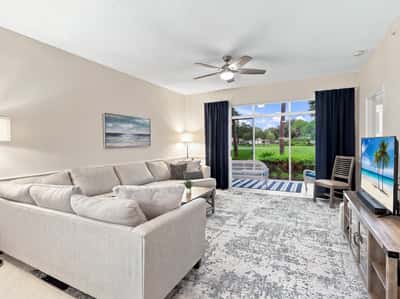 9570 High Gate Dr, Unit 1715, Sarasota, FL