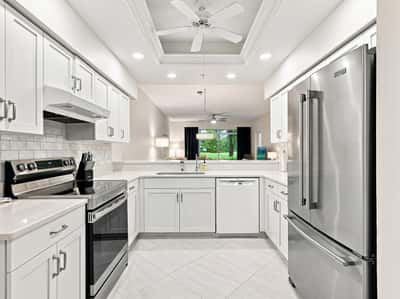 9570 High Gate Dr, Unit 1715, Sarasota, FL