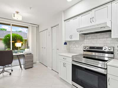 9570 High Gate Dr, Unit 1715, Sarasota, FL