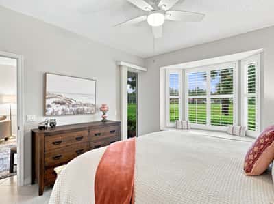 9570 High Gate Dr, Unit 1715, Sarasota, FL