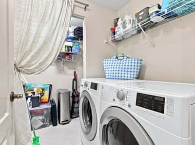 9570 High Gate Dr, Unit 1715, Sarasota, FL