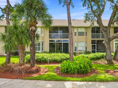 9570 High Gate Dr, Unit 1715, Sarasota, FL