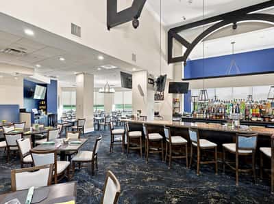 9570 High Gate Dr, Unit 1715, Sarasota, FL