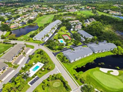 9570 High Gate Dr, Unit 1715, Sarasota, FL