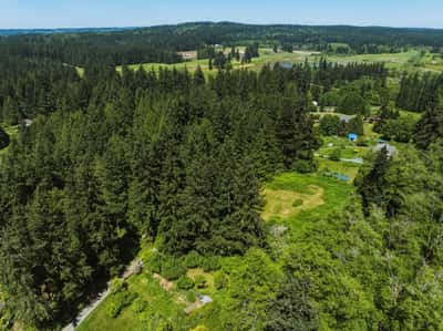 3511 Quade Road, Clinton, WA