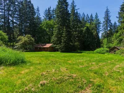 3511 Quade Road, Clinton, WA