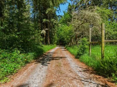 3511 Quade Road, Clinton, WA