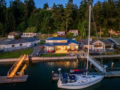 3640 Shorewood Avenue, Greenbank, WA