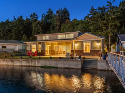 3640 Shorewood Avenue, Greenbank, WA