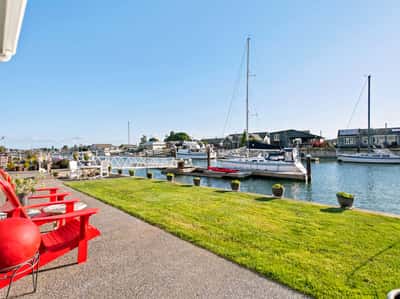 3640 Shorewood Avenue, Greenbank, WA