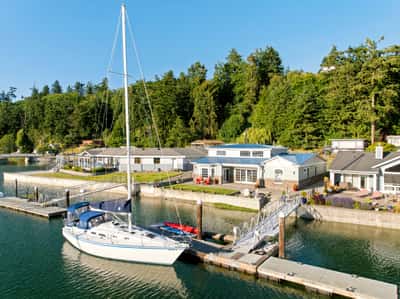 3640 Shorewood Avenue, Greenbank, WA