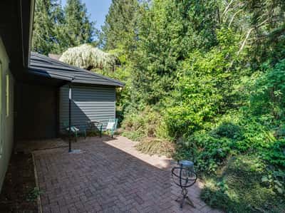 9532 SW Boones Ferry Rd, Portland, OR