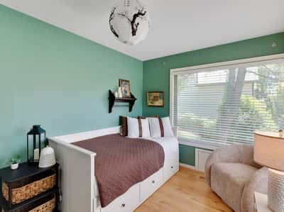 9532 SW Boones Ferry Rd, Portland, OR