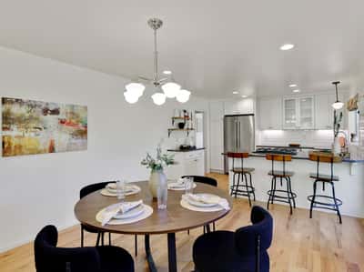 9532 SW Boones Ferry Rd, Portland, OR