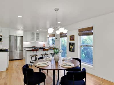 9532 SW Boones Ferry Rd, Portland, OR