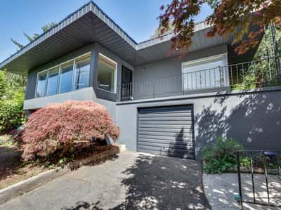 9532 SW Boones Ferry Rd, Portland, OR