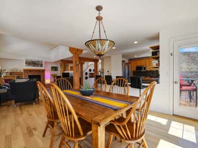385 Vasquez Ct, Lyons, CO
