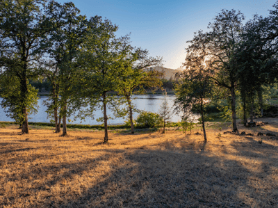 8499 Simmons Road, Redding, CA