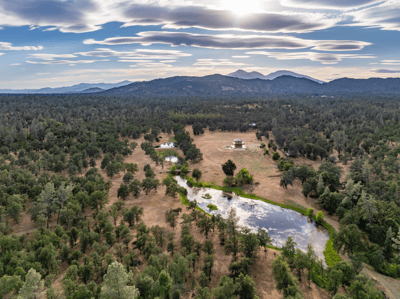 8499 Simmons Road, Redding, CA