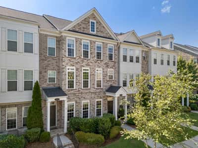 653 Hanlon Way, Alpharetta, GA